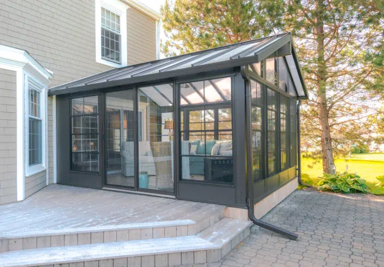 3-season-vinyl-sunroom-weathermaster-windows-model-200-jersey-shore-sunrooms-0157